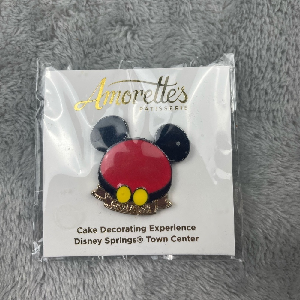 Disney Amorette's Cake Decorating Mickey Mouse Disney Springs Trading Pin NEW
